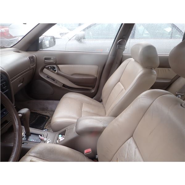 Vehicle photo 5