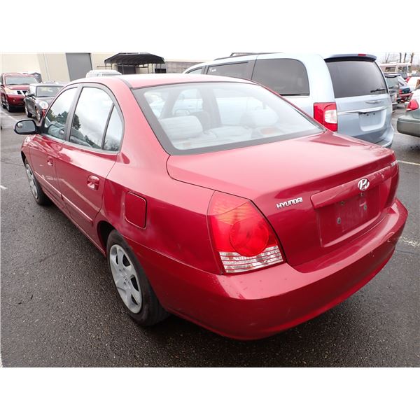 Vehicle photo 4