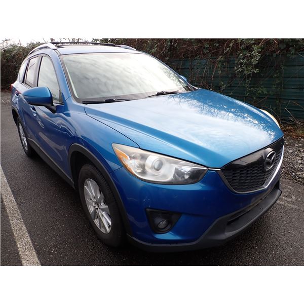 Vehicle photo 2