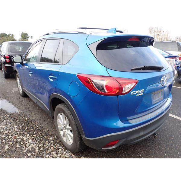 Vehicle photo 4