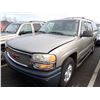 Image 1 : 2002 GMC Yukon XL Denali