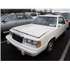 Image 1 : 1986 Chrysler LeBaron