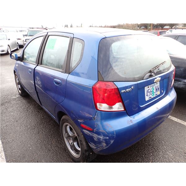 Vehicle photo 4
