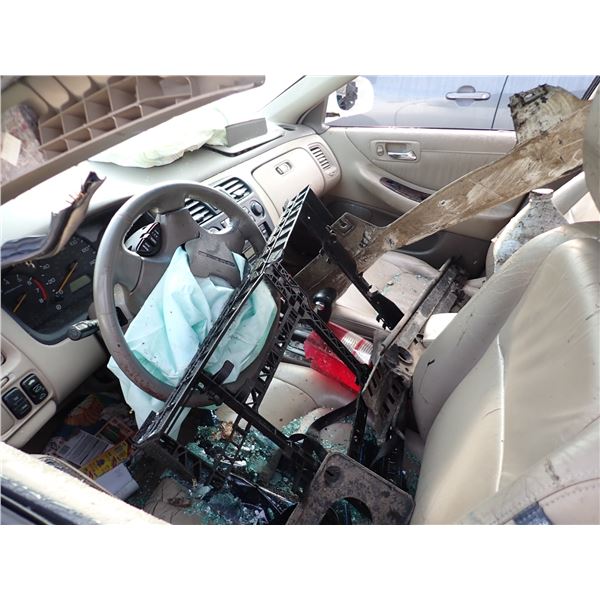 Vehicle photo 5