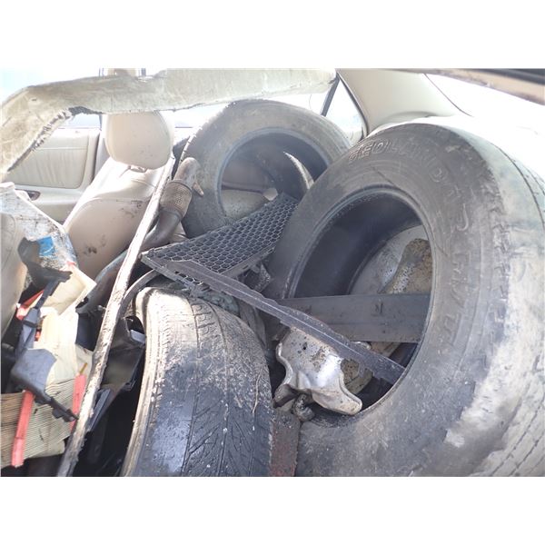 Vehicle photo 6