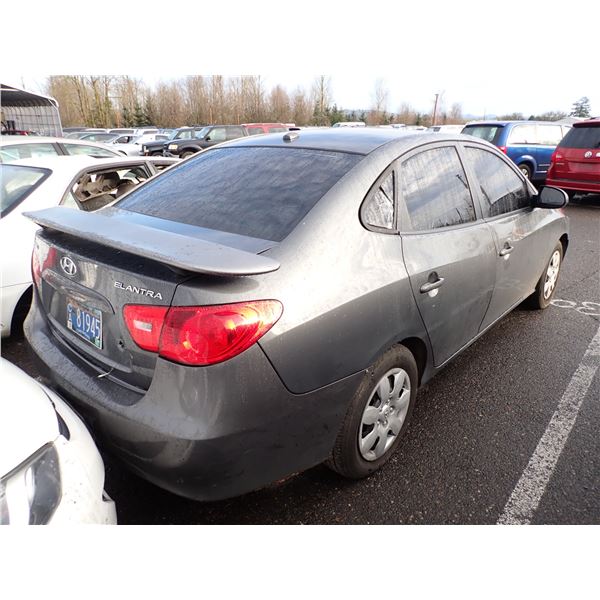 Vehicle photo 3