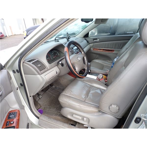 Vehicle photo 5
