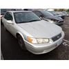 Image 2 : 2001 Toyota Camry