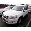 Image 1 : 2011 Volkswagen Tiguan