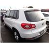 Image 4 : 2011 Volkswagen Tiguan