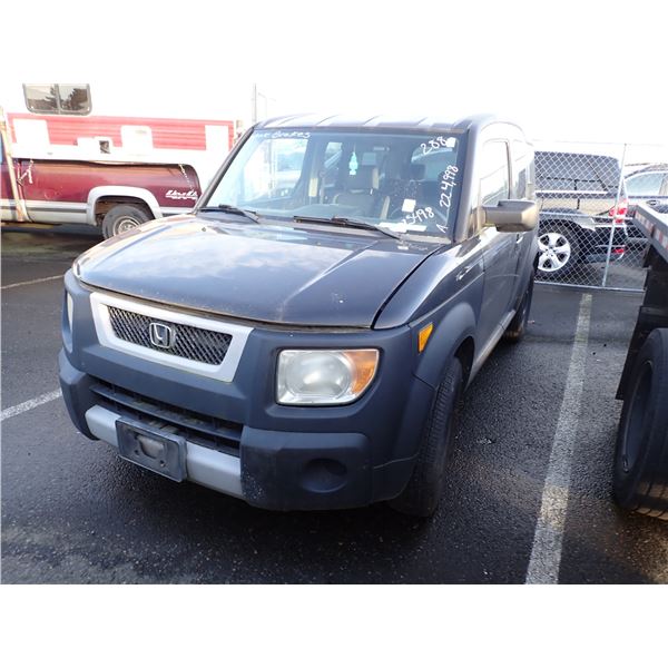 2005 Honda Element
