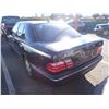 Image 4 : 2001 Mercedes-Benz E320