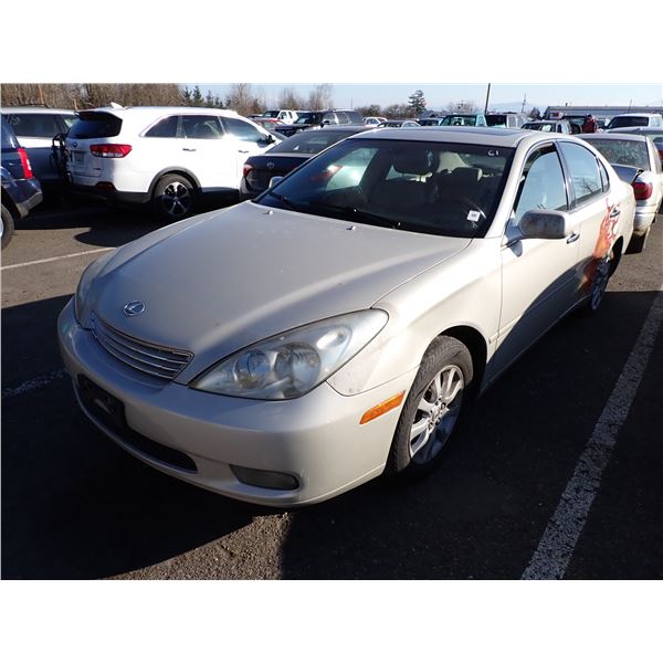 2004 Lexus ES 330