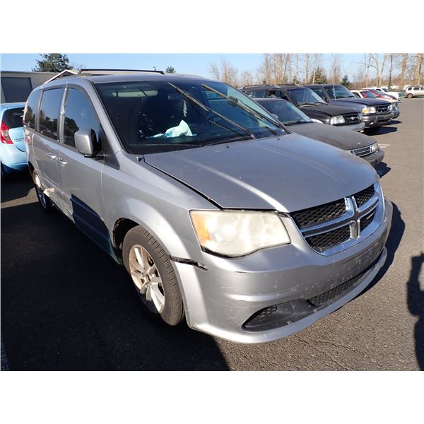Vehicle photo 2