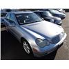 Image 2 : 2004 Mercedes-Benz C240
