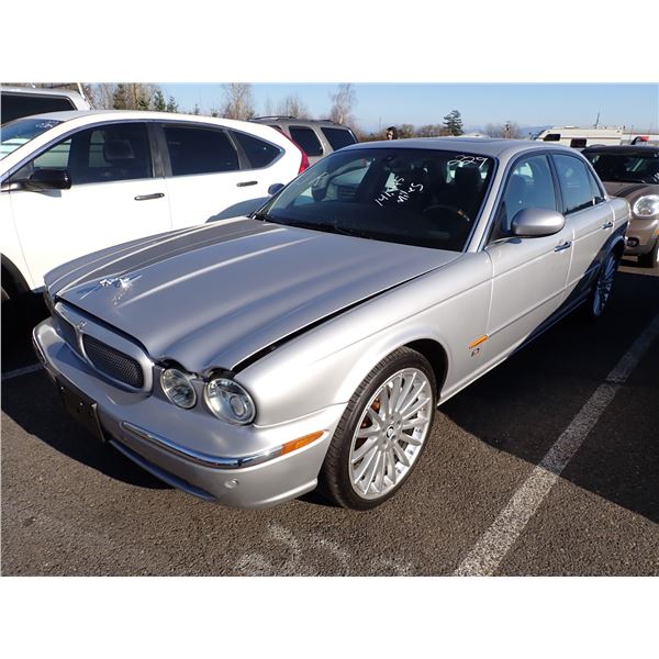 2004 Jaguar XJR-S