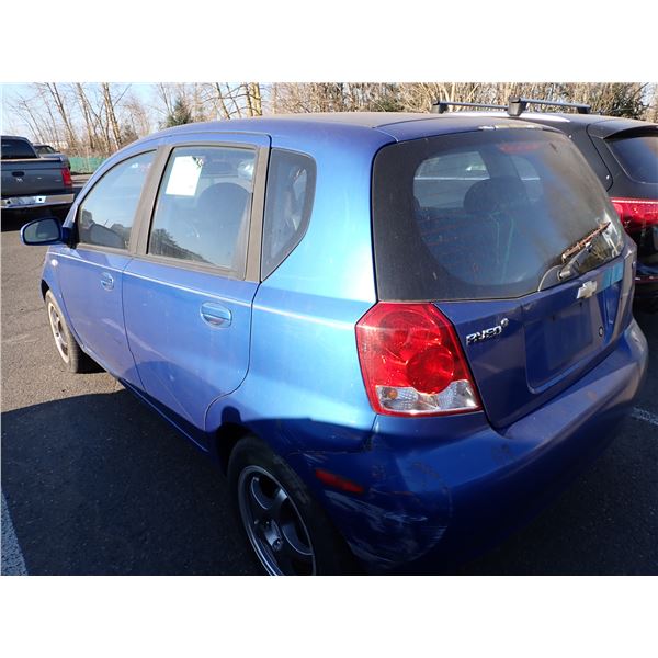 Vehicle photo 4