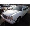Image 1 : 1998 Mercedes-Benz E320