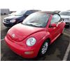 Image 1 : 2004 Volkswagen New Beetle RUNS WITH MECHANICAL PROBLEMS