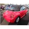 Image 3 : 2004 Volkswagen New Beetle RUNS WITH MECHANICAL PROBLEMS