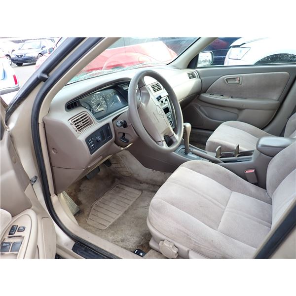 Vehicle photo 5