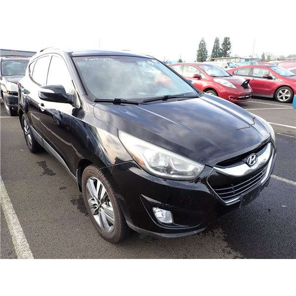 Vehicle photo 2
