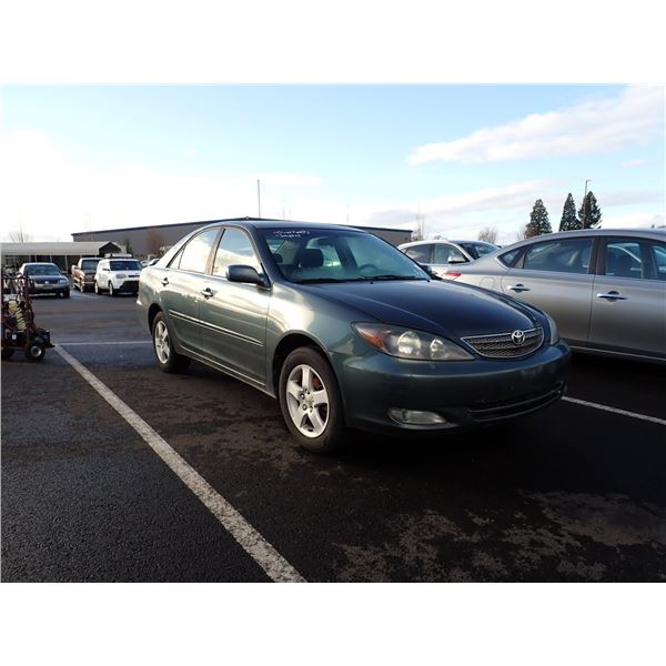 Vehicle photo 2