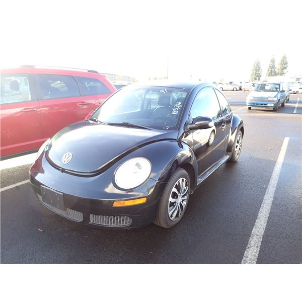 2010 Volkswagen New Beetle