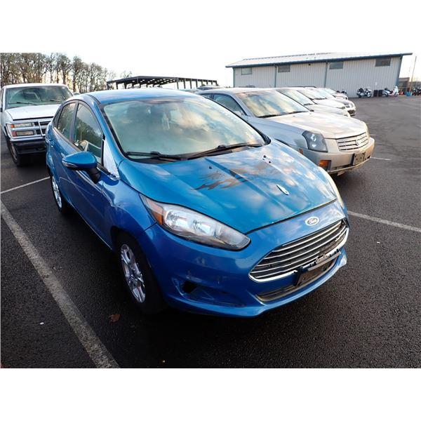Vehicle photo 2