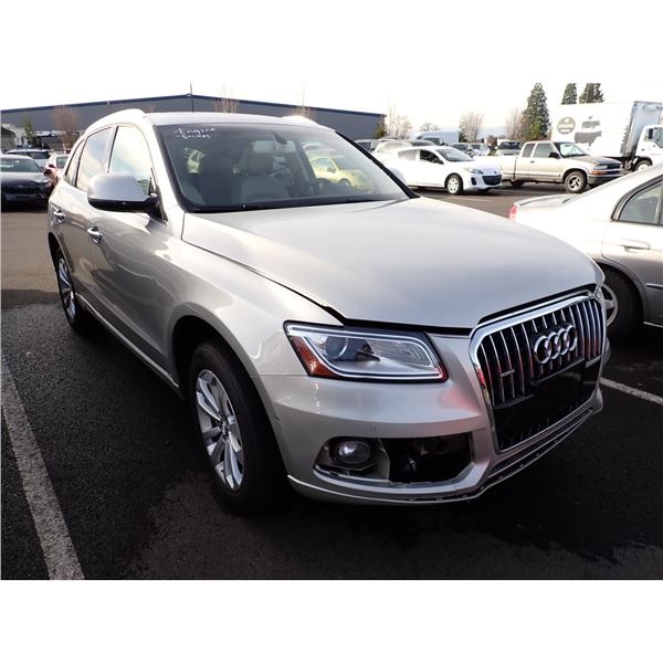 Vehicle photo 2