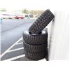 Image 1 : TIRES