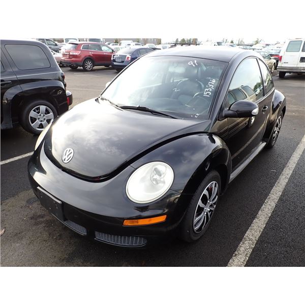2010 Volkswagen New Beetle