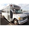 Image 2 : 2001 Ford E-350 Super Duty