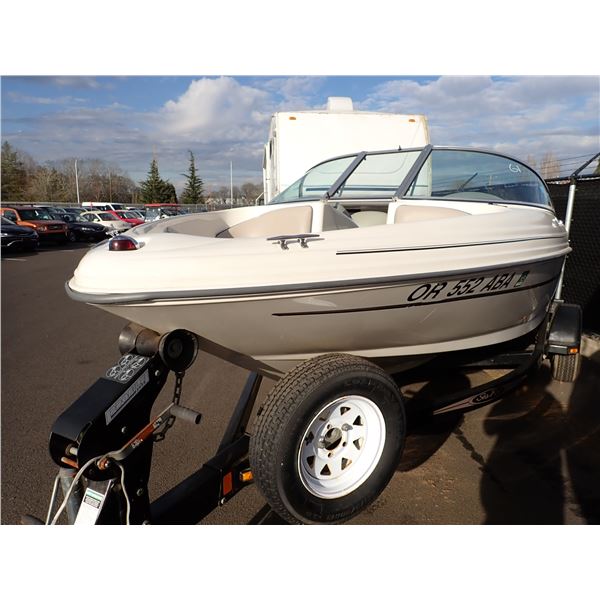 2003 Sea Ray Boat