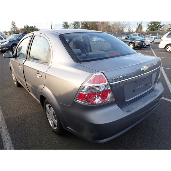 Vehicle photo 4