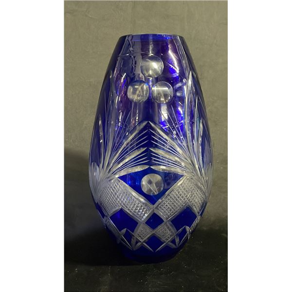 VINTAGE BLUE CUT-TO-CLEAR BOHEMIAN GLASS VASE 9.5" T