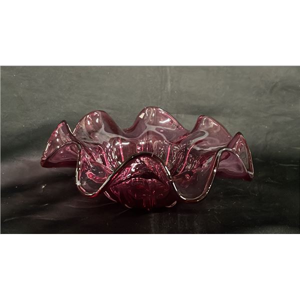CRANBERRY GLASS RUFFLED CENTERPIECE BOWL 9" WIDE