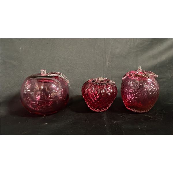 CRANBERRY GLASS APPLE & (2) CRANBERRY GLASS STRAWBERRIES 4" WIDE