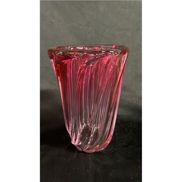 VAL ST. LAMBERT SIGNED SCULPTED CRYSTAL VASE 6.5" WIDE