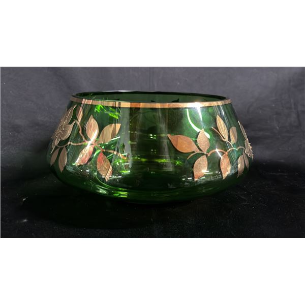 GREEN & GILT GLASS CENTERPIECE BOWL 9" WIDE