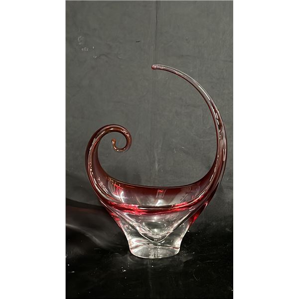 CHALET CANADA CRANBERRY TO CLEAR ART GLASS CENTERPIECE BOWL 12" TALL