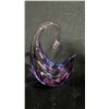 Image 3 : CLEAR TO PURPLE ART GLASS SWAN 7" TALL