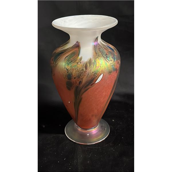 ARTE VARGAS IRIDESCENT VASE 8" TALL