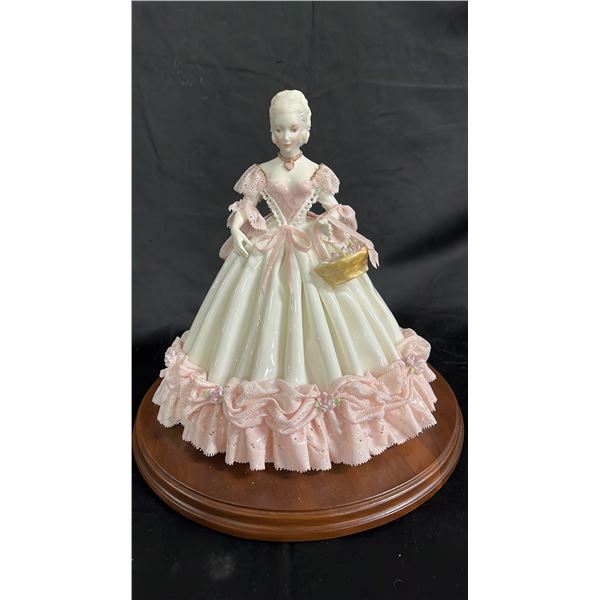 CONNIE CREIGHTON-COMERFORD PORCELAIN LACE STATUE ON WOOD BASE - *DAMAGE TO RIBBON TAIL ON BACK* 9.5"
