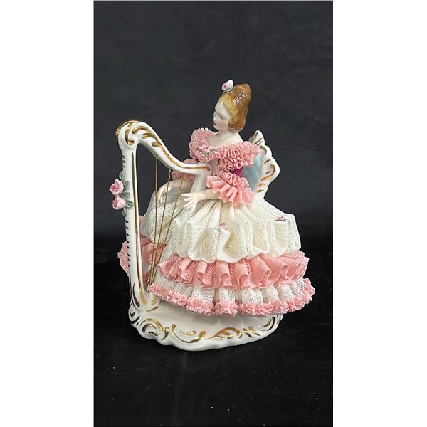 VINTAGE DRESDEN PORCELAIN LACE FIGURINE OF WOMAN PLAYING A HARP 6.5" TALL