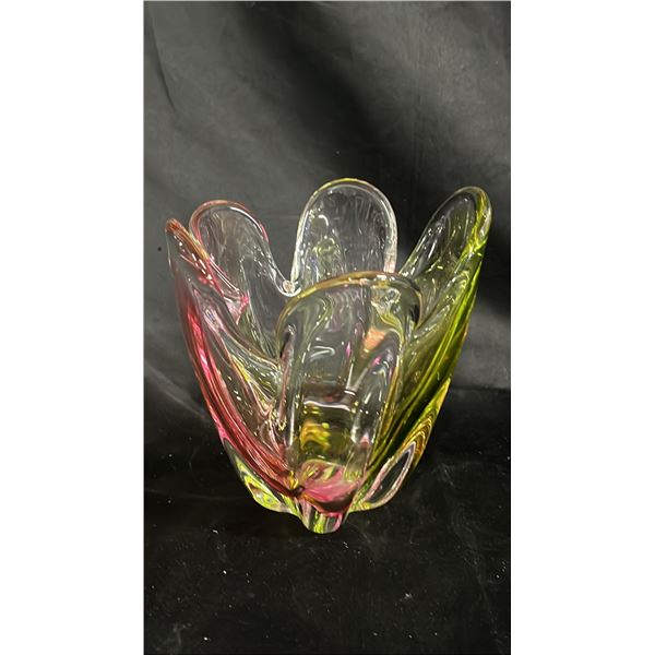 CRANBERRY & GREEN ART GLASS HANDKERCHIEF VASE 6.5" TALL