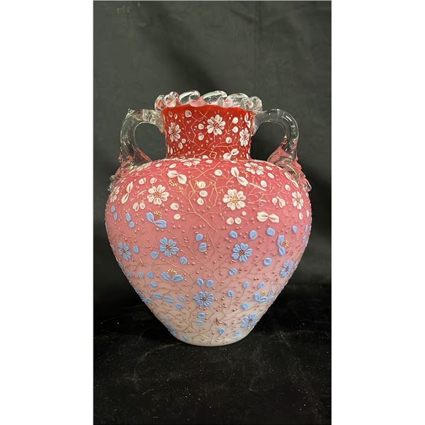VICTORIAN CASED PEACHBLOW GLASS VASE WITH PAINTED ENAMEL FLOWERS & GOLD STEMS 7" T