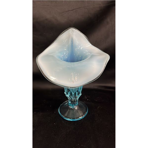 FENTON BLUE OPALESCENT JACK-IN-THE-PULPIT VASE: 8.5" TALL
