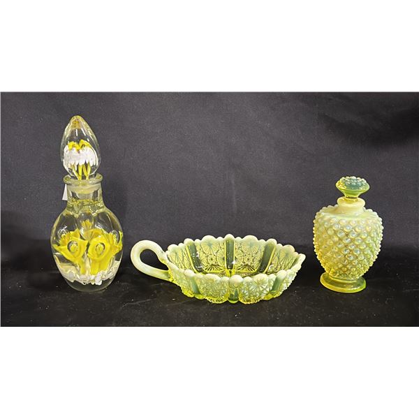 FENTON & LADY CHIPPENDALE URANIUM GLASS & ART GLASS 7" TALL PERFUME BOTTLE