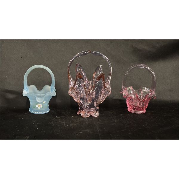 (1) ART GLASS BASKET & (2) SMALL FENTON GLASS BASKETS: LARGEST IS 6.5" TALL